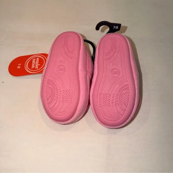 NWT - Toddler Girls Slipper - size 7 - Picture 3 of 3